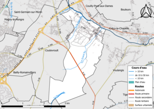 Carte en couleur présentant le réseau hydrographique de la commune