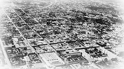 Areal view of Guatemala City during the Herrera administration. On the lower right corner of the image there is evidence of the 1917 Guatemala earthquake