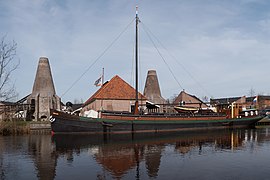 Bed and breakfast with two monumental lime kilns