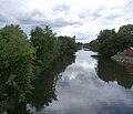 Rivière Coaticook en aval du pont Georges-Vaillancourt près du centre-ville.