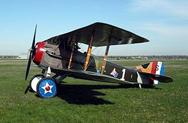 SPAD XIII de fabrication française avec les cocardes américaines.