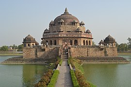 Sher Shah Suri sírtömbje, Sasaram