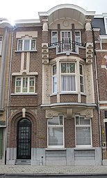 Art Deco house with stained glass windows on Stillemansstraat (Sint-Niklaas, Belgium)