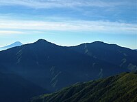 仙丈ヶ岳からの白峰三山（８月）