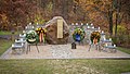 Wiedererrichteter Ehrenhain Prizren im Wald der Erinnerung