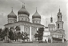 Общий вид ансамбля. Фото 1900-х годов.