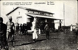 Lulanguru - Bahnhof während der belgischen Besetzung im Ersten Weltkrieg. Postkartenmotiv, ca. 1919