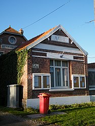 The town hall in Mesnil-Saint-Georges