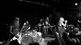 Saint Vitus выступают в Мемфисе, 2012. Слева направо: Дэйв Чендлер, Генри Васкес, Марк Адамс, Скотт Вайнрих