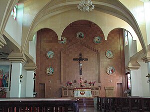 Interior de la iglesia de Nuestra Señora del Sagrado Corazón de Yerkalo