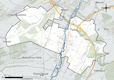 Carte en couleur présentant le réseau hydrographique de la commune