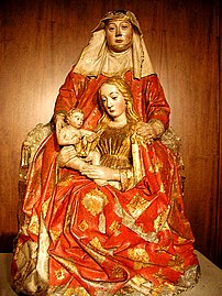 Sculpture de la Vierge à l'Enfant avec sainte Anne (XVIIe siècle). Musée de la cathédrale de Saint-Jacques-de-Compostelle.