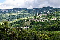 Fontanaluccia vista dal versante reggiano