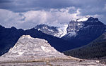 Abiathar Peak center between Soda Butte and Amphitheather Mountain