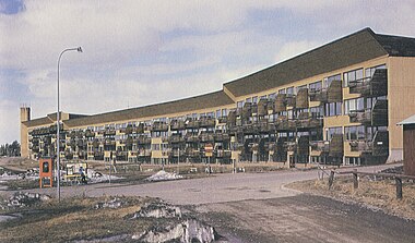 A "Longa serpente" (Ormen långe), construída em 1965 e parcialmente demolida em 2010