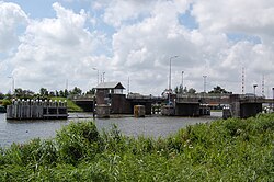 Beatrixbridge at the Tapsloot [nl] near Westknollendam