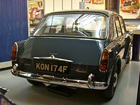 Austin 1100 Mk.I four-door saloon