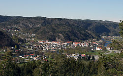 View of the village seen from Kongsknipen by Herstøl