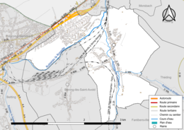 Carte en couleur présentant le réseau hydrographique de la commune