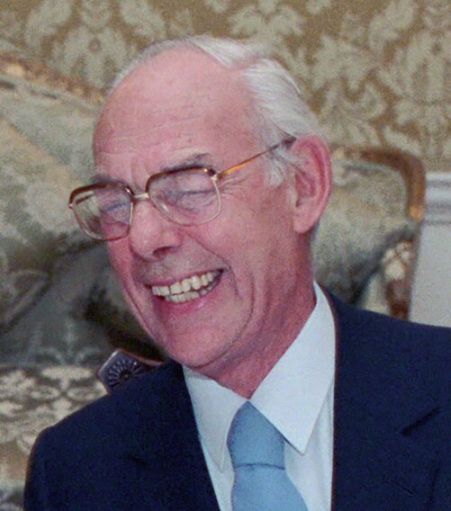 File:Denis Thatcher 1988.tif