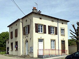 The town hall in Domvallier