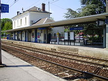 Quai de la gare en direction de Dourdan.