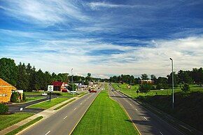 Предприятия в Харрогейте вдоль US 25E/SR 32