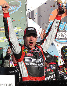 Description de l'image Jeff Gordon wins Phoenix - February 27, 2011 cropped.jpg.