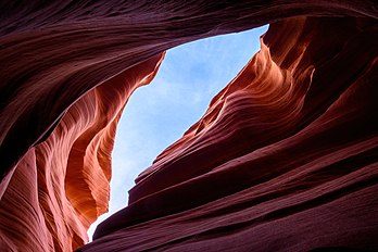 Intérieur de l'Antelope Canyon, sur la réserve de la Nation navajo. (définition réelle 6 016 × 4 016)