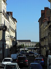 Rue Mazagran, en direction de la Loire