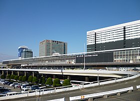 alt=신오사카역