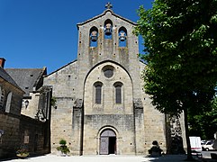 L'église abbatiale d'Aubazine (Corrèze).