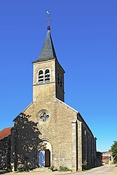 The church in Chaume-lès-Baigneux