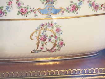 Rococo monogram on the punch bowl "with small vases and garlands" of Madame du Barry, by the Sèvres Porcelain Manufactory, 1771, painted and gilded porcelain, Louvre
