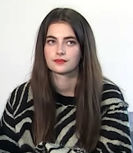 Description de l'image Millie Brady.png.