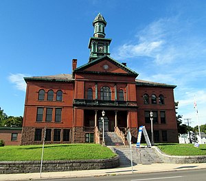 溫德姆鎮政廳（英语：Windham Town Hall）和舊郡法院