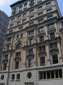 Photo de la façade de l'immeuble Powell Building au 105, Hudson Street à Manhattan