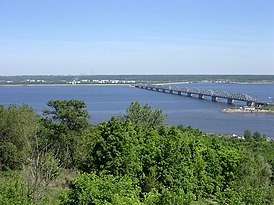 Вид на мост с правого берега до реконструкции ж/д моста.