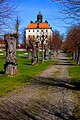 Ängsö slott i april