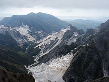 Image des carrières de Colonnata