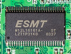 SDRAM M12L16161A ESMT