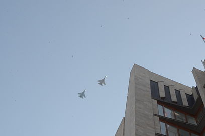 Avions de la force aérienne ukrainienne au-dessus de Donetsk, le 7 avril 2014.