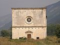 Una delle tante chiese sul tratturo abruzzese, la chiesa di Santa Maria delle Grazie a Navelli