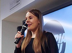 Alviina Alametsä vuonna 2019.