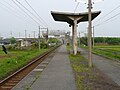 A view of the platform and tracks.