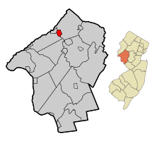 Location of Glen Gardner in Hunterdon County highlighted in red (left). Inset map: Location of Hunterdon County in New Jersey highlighted in orange (right).