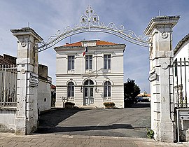 The town hall in Sainte-Marie-de-Ré