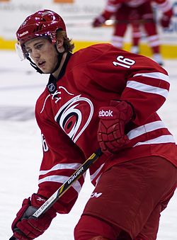 Elias Lindholm 2013-2.jpg