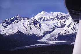 Vue aérienne depuis l'est.