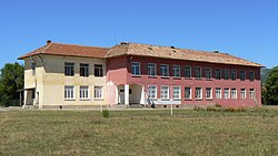 The mayor's office and the school in Yabalkovo